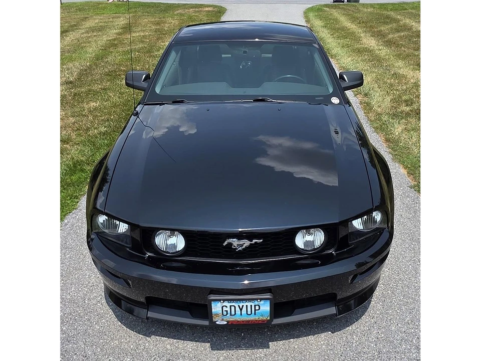 2007 Ford S197 Mustang GT - Image 2 of 31