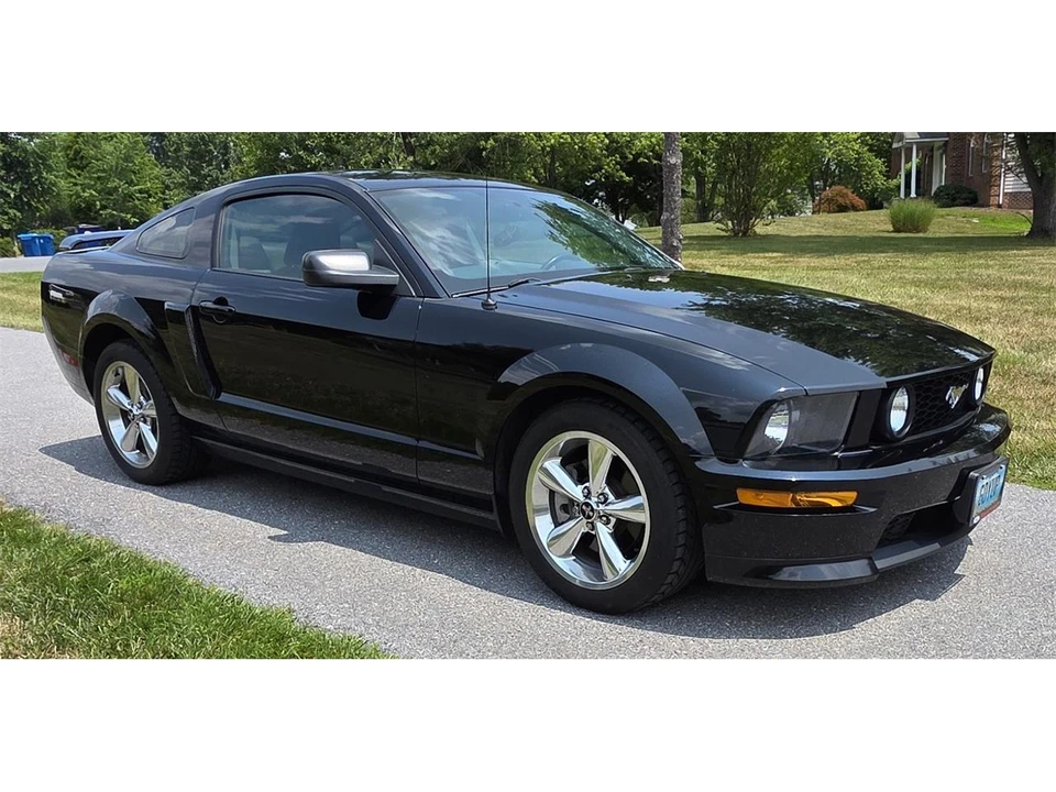 2007 Ford S197 Mustang GT - Image 17 of 31