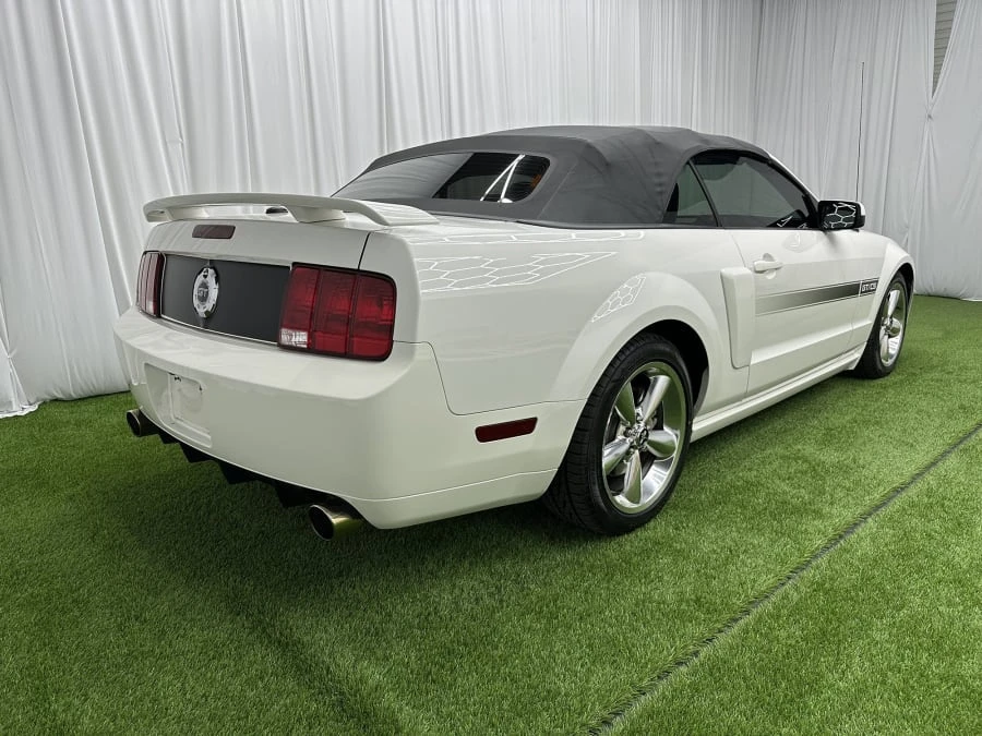 2007 Ford S197 Mustang - Image 11 of 25