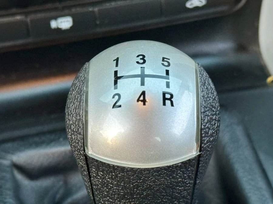 2007 Ford S197 Mustang - Image 28 of 31