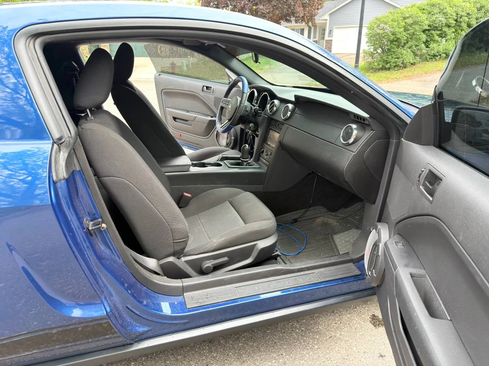 2007 Ford S197 Mustang - Image 6 of 12