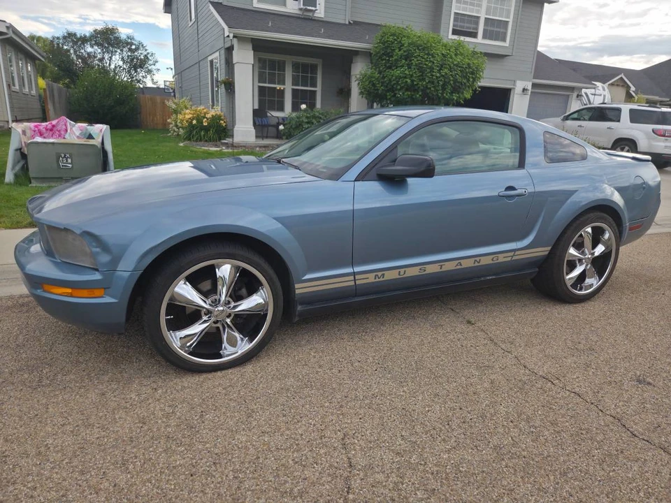 2007 Ford S197 Mustang - Image 2 of 16