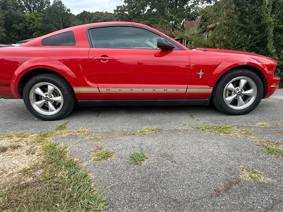 2007 Ford S197 Mustang - Image 4 of 16