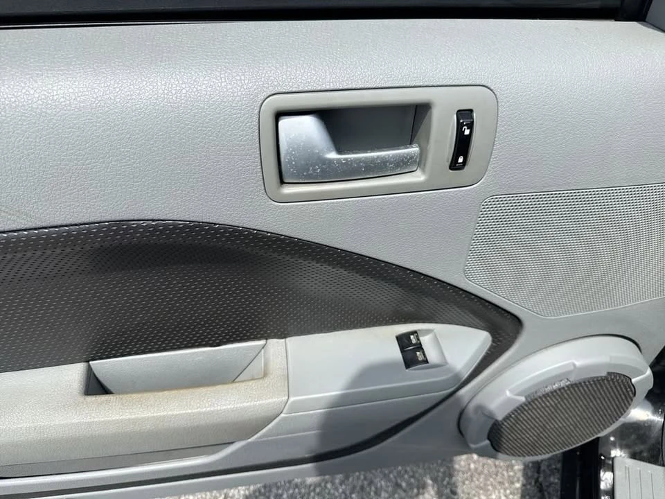 2007 Ford S197 Mustang - Image 12 of 20