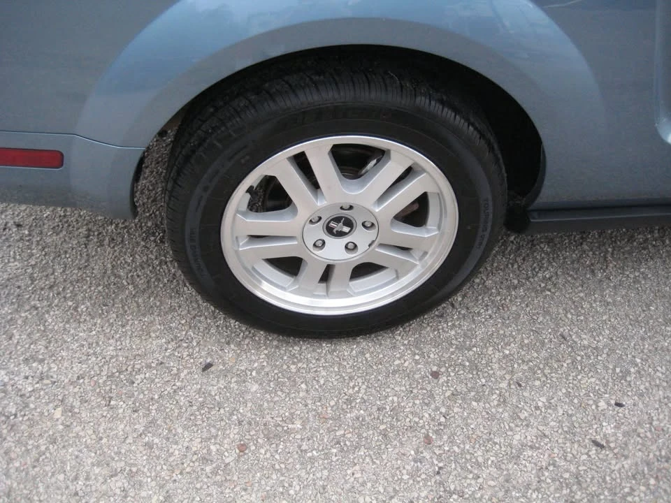 2007 Ford S197 Mustang - Image 10 of 19