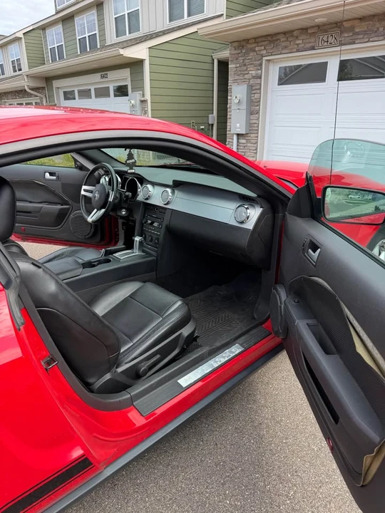 2007 Ford S197 Mustang - Image 13 of 18