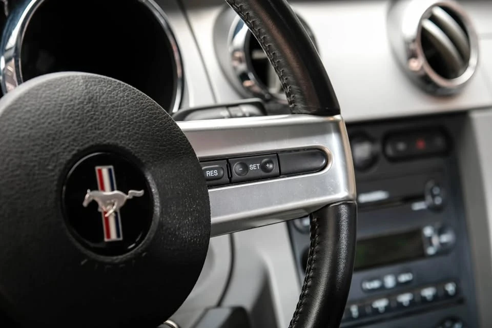 2007 Ford S197 Mustang - Image 16 of 20