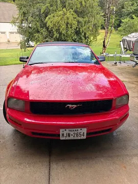 2007 Ford Mustang V6 Deluxe Convertible