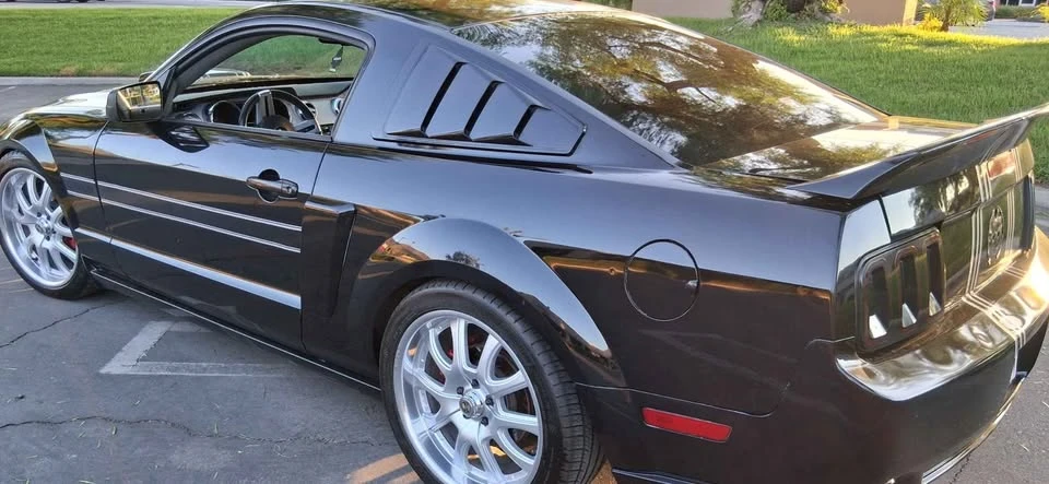 2007 Ford S197 Mustang - Image 2 of 12