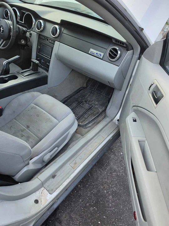 2007 Ford S197 Mustang - Image 14 of 20