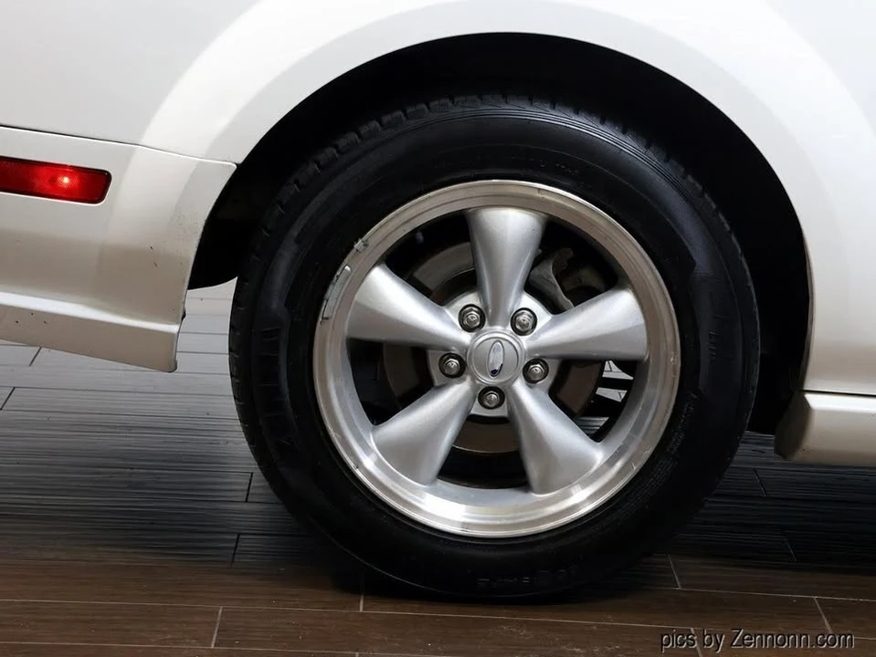 2007 Ford S197 Mustang - Image 15 of 20