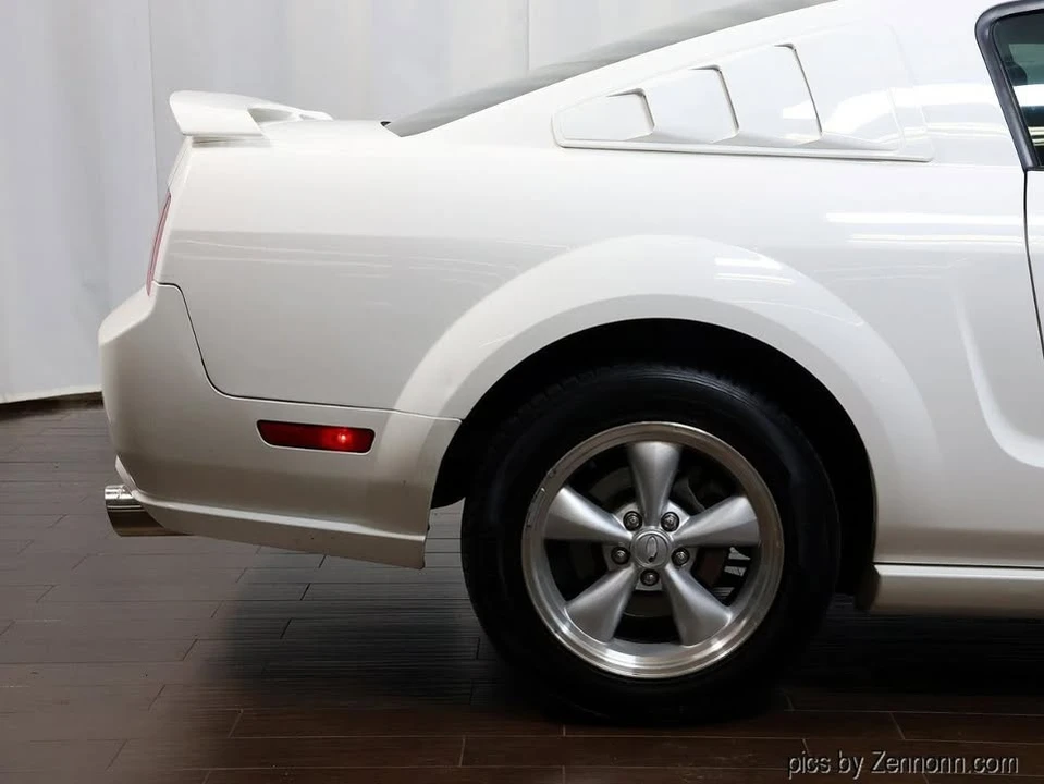 2007 Ford S197 Mustang - Image 14 of 20