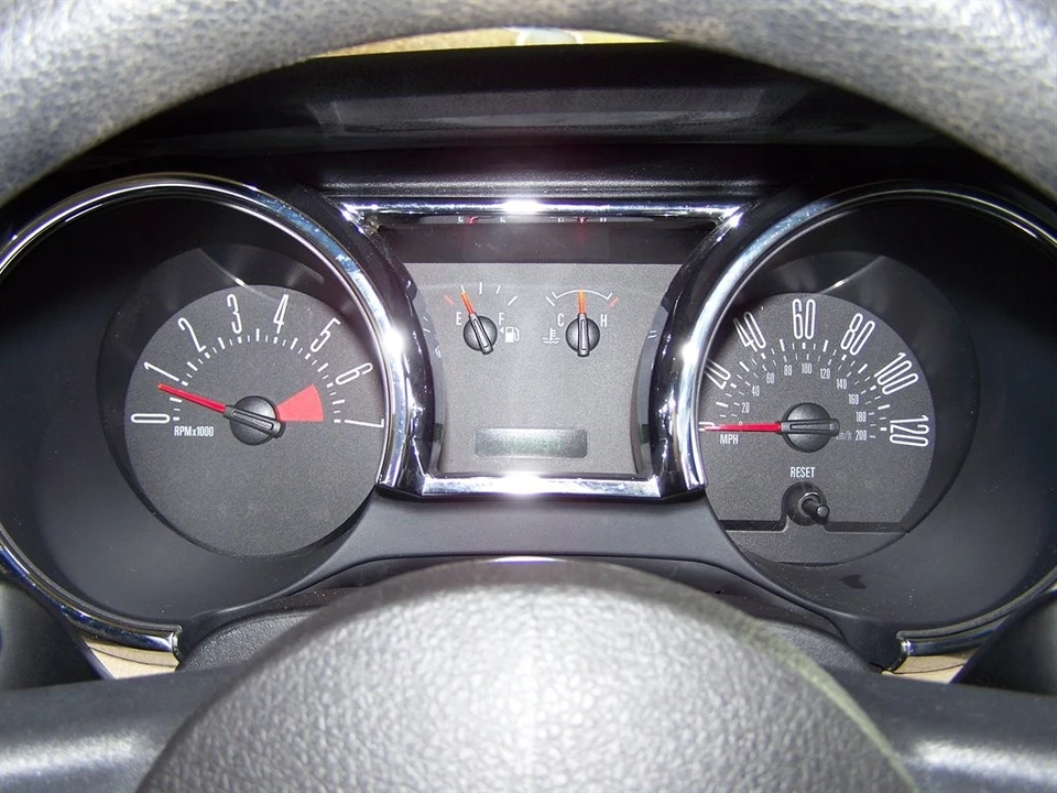 2007 Ford S197 Mustang - Image 8 of 31