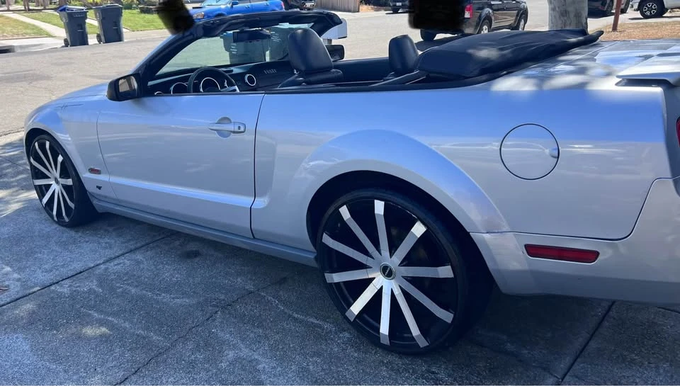 2007 Ford S197 Mustang - Image 10 of 11