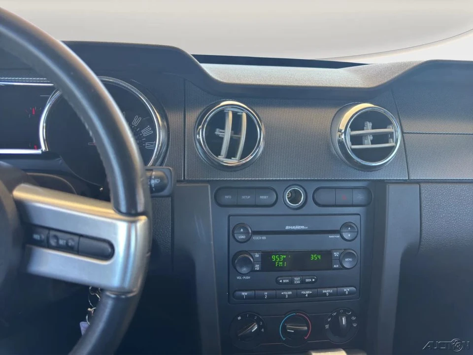 2007 Ford S197 Mustang - Image 16 of 21