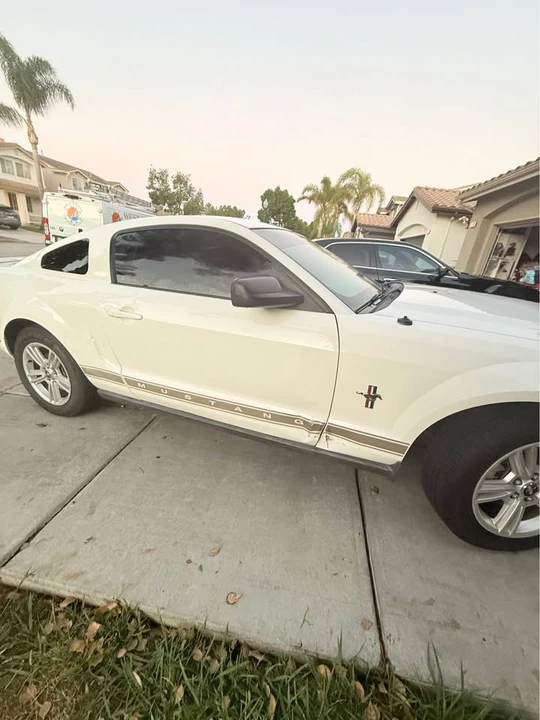 2007 Ford S197 Mustang - Image 2 of 4