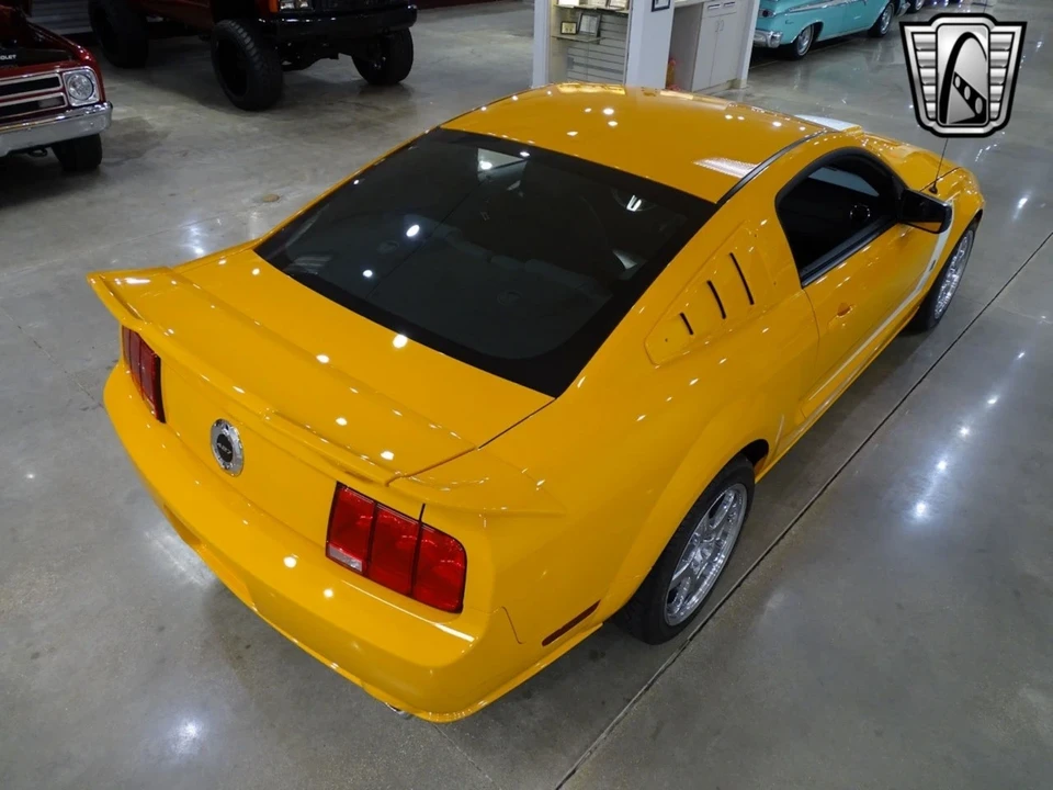 2007 Ford S197 Mustang - Image 8 of 12
