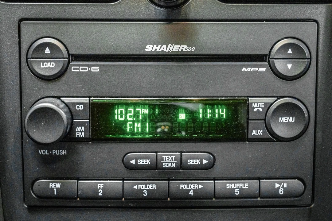 2007 Ford S197 Mustang - Image 16 of 21