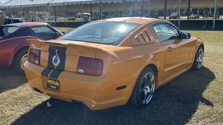 2007 Ford S197 Mustang - Image 2 of 6
