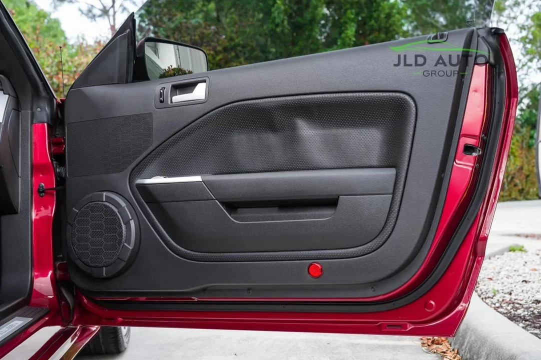 2007 Ford S197 Mustang - Image 28 of 31