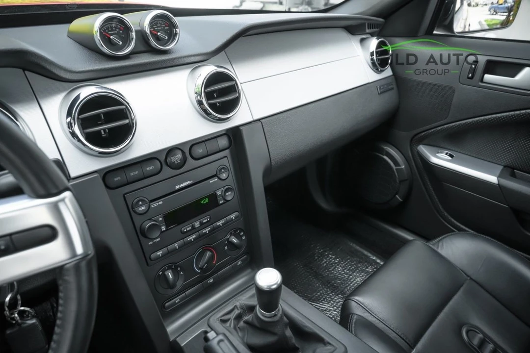 2007 Ford Mustang - Image 15 of 31