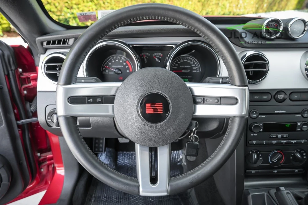 2007 Ford Mustang - Image 13 of 31