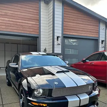 2007 Ford Mustang Shelby GT350 Coupe 2D