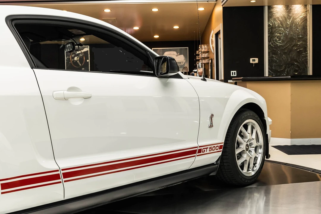 2007 Ford S197 Mustang - Image 16 of 31