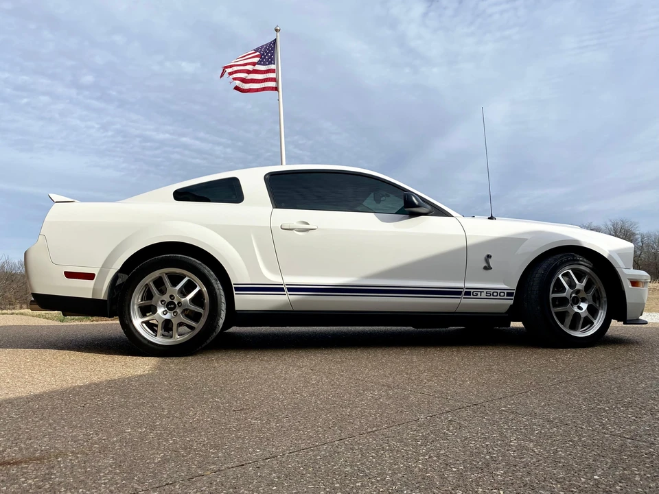 2007 Ford S197 Mustang - Image 12 of 31