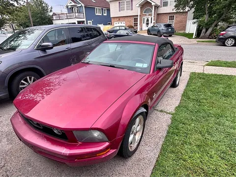 2007 Ford Mustang V6 Convertible 2D