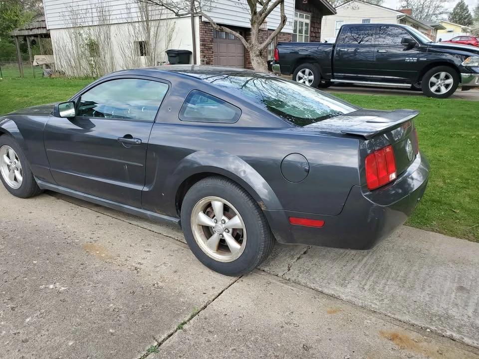 2007 Ford S197 Mustang - Image 3 of 12