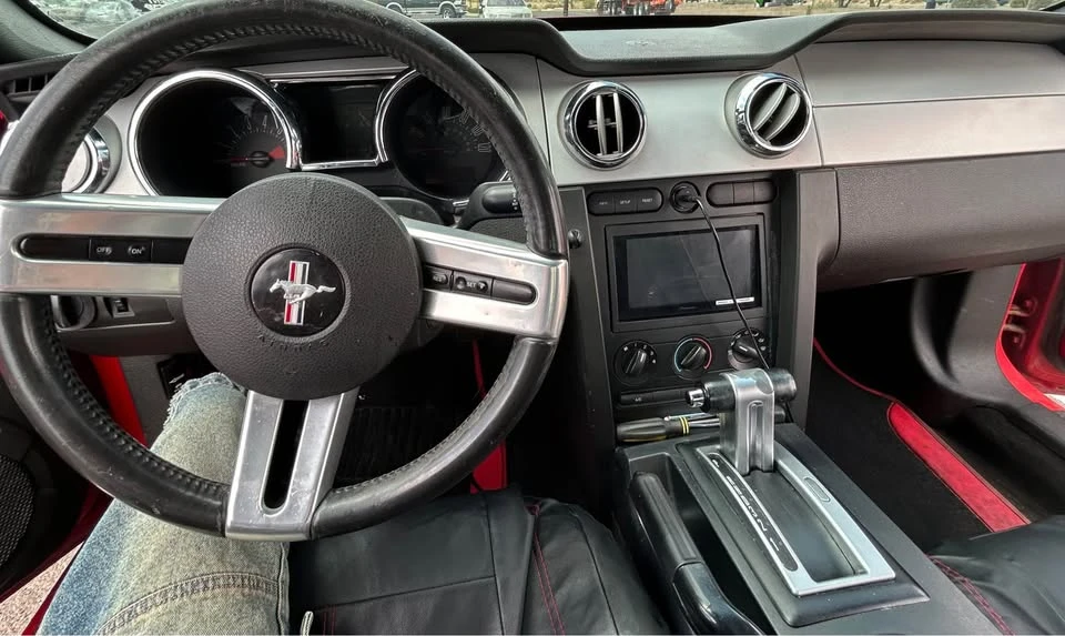 2007 Ford S197 Mustang - Image 10 of 18