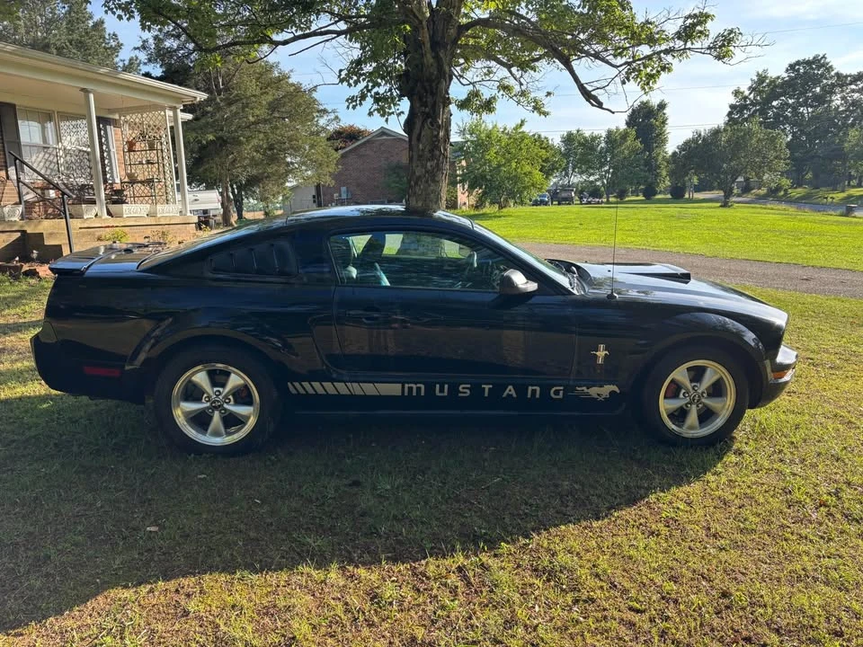 2007 Ford S197 Mustang - Image 2 of 7