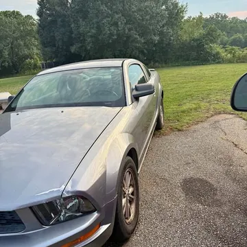 2007 Ford Mustang V6 Coupe 2D