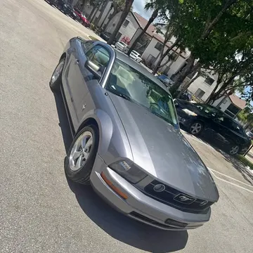 2007 Ford Mustang V6 Coupe 2D