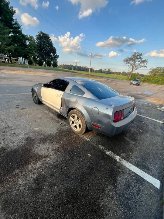 2007 Ford S197 Mustang - Image 11 of 12