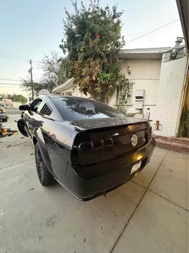2007 Ford Mustang V6 Coupe 2D