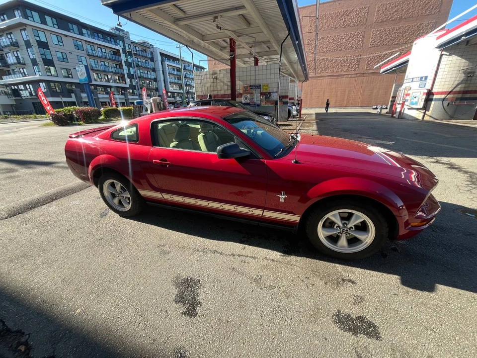 2007 Ford S197 Mustang - Image 2 of 2