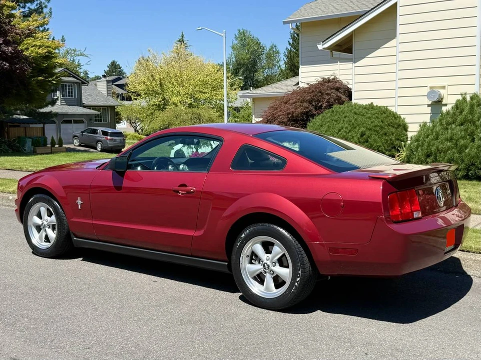 2007 Ford S197 Mustang - Image 3 of 10