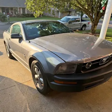 2007 Ford Mustang V6 Premium Coupe 2D