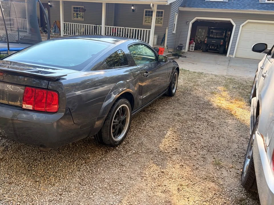 2007 Ford S197 Mustang - Image 8 of 10