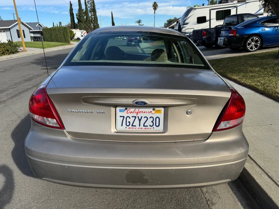 2007 Ford Taurus 4th Gen - Image 7 of 21