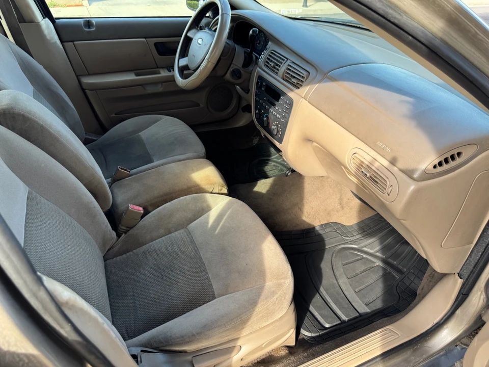 2007 Ford Taurus 4th Gen - Image 15 of 21