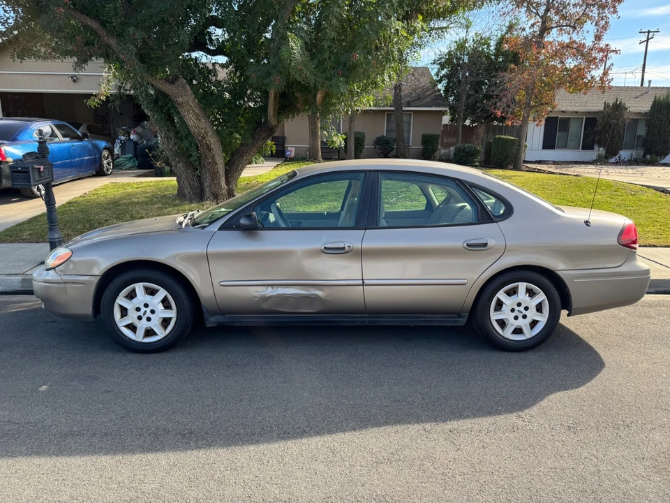 2007 Ford Taurus 4th Gen - Image 4 of 21