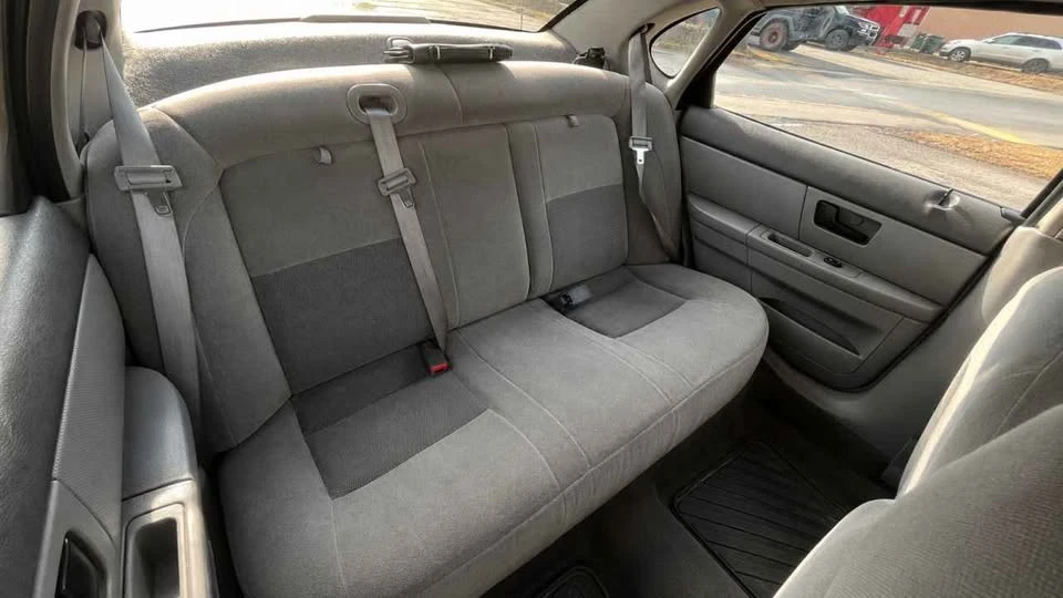 2007 Ford Taurus 4th Gen - Image 5 of 7