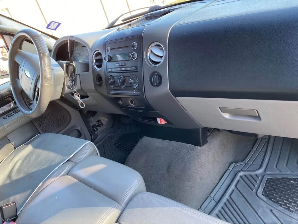 2007 Ford Econoline Van - Image 10 of 14