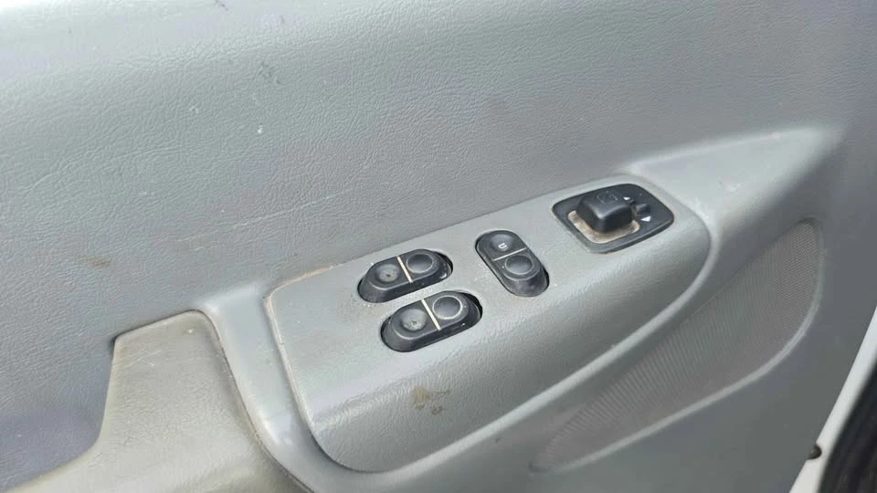 2007 Ford Econoline Van - Image 14 of 20
