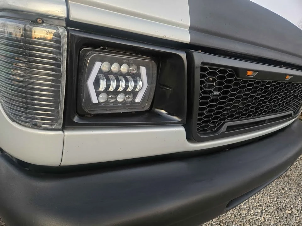 2007 Ford Econoline Van - Image 9 of 15