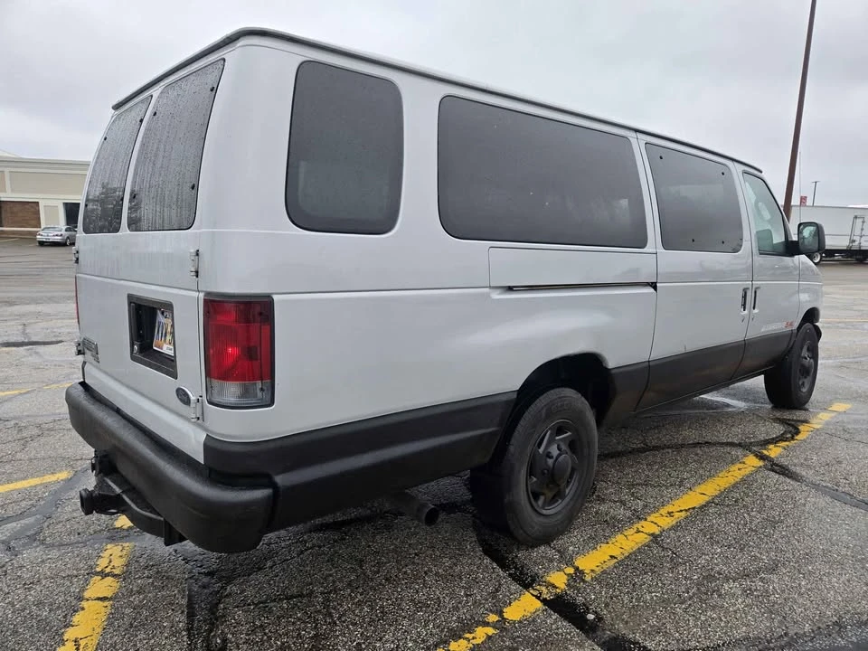 2007 Ford Econoline Van - Image 4 of 15