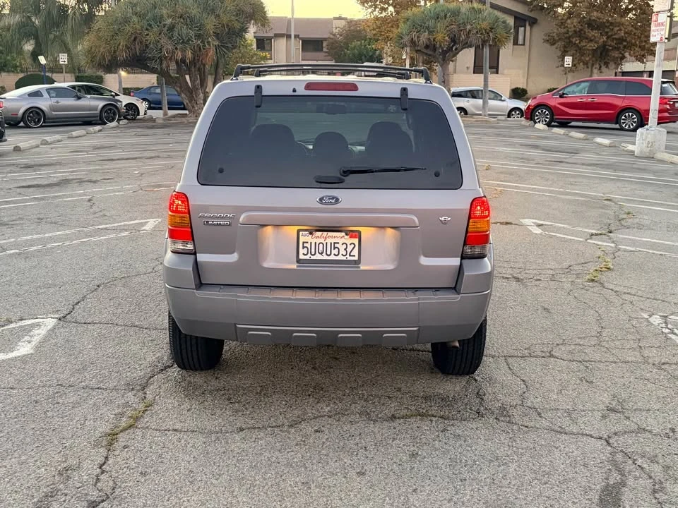 2007 Ford Escape - Image 4 of 18